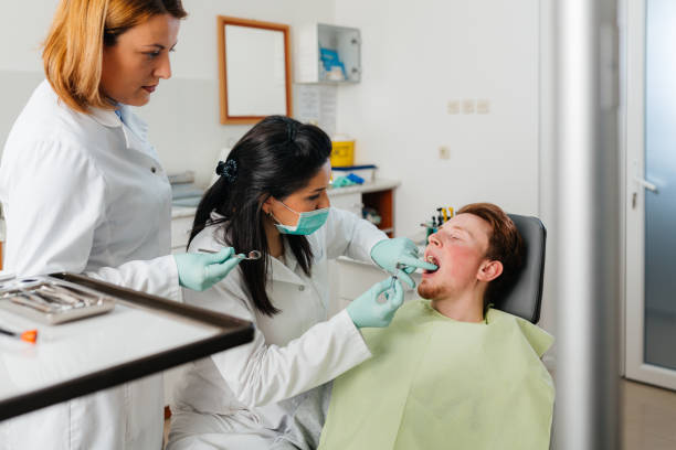 Best Emergency Tooth Extraction in Concord, MI